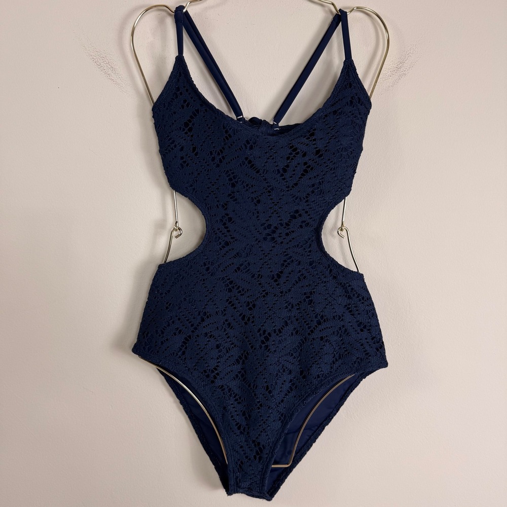 Aerie Navy Blue Crochet Monokini Cutout One Piece Swimsuit‎ Womens Medium Cheeky